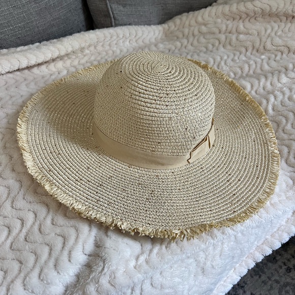 Sun hat - Picture 4 of 4